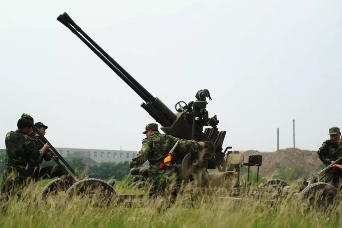 İki ülke arasındaki gerginliğe dahil oldular